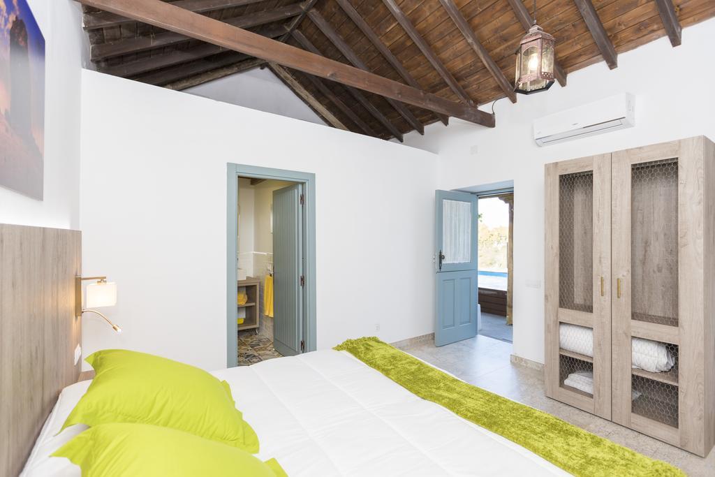 Villa Mica Vega de San Mateo Exteriör bild